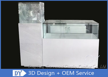 Błyskotliwe białe kwadratowe / prostokątne skrzynki z wyświetlaczami szklanymi z półką wewnątrz