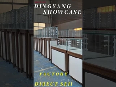 Wysokiej klasy, bezramkowa szafa na biżuterię